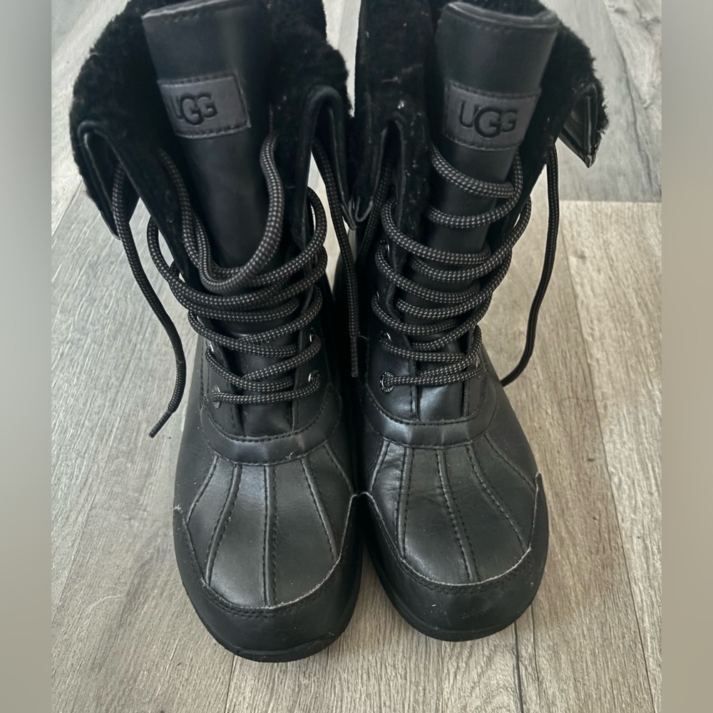 Ugg Adirondack Boots